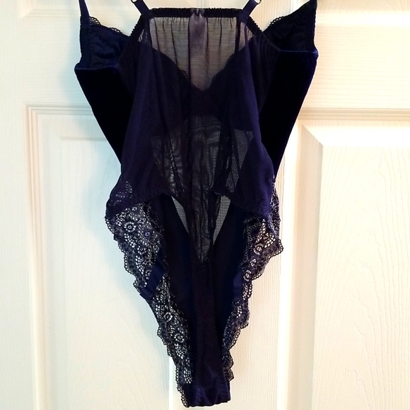 💙 VICTORIA SECRET VINTAGE LINGERIE - Picture 4 of 5